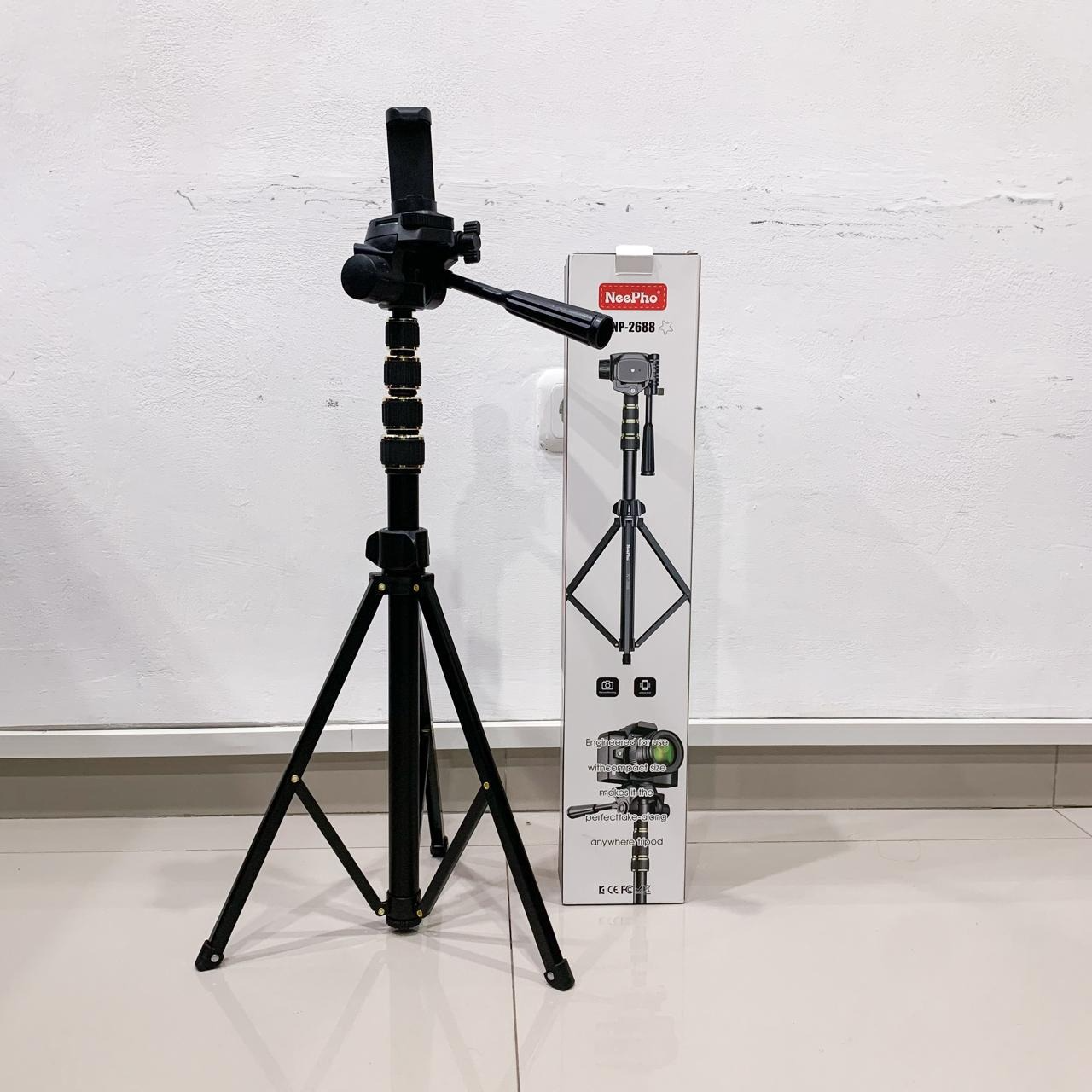 1.5 Mtrs (61-inch) PremiumDuty Aluminum Extendable 360 Degree Rotatable 175 cm Tripod with Carrying Bag