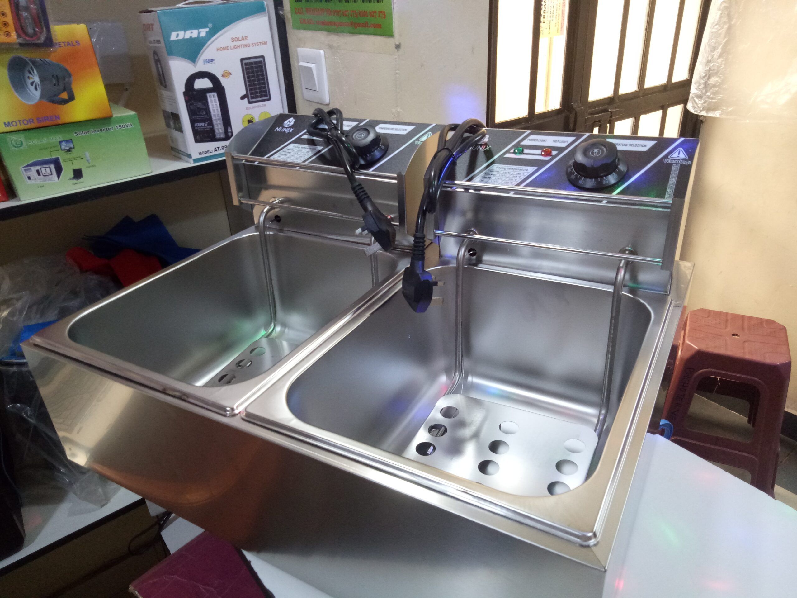 Commercial 12Ltr (6+6Ltrs) Chamber Electric Chips/Chicken Deep fryer