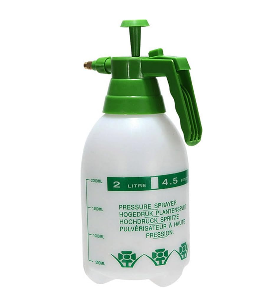 2 Ltr Pressure Spray Bottle Garden Adjustable Chemical Sprayer Handheld Pump Lawn Safety Adjustable Nozzle Watering Spraying Weeds Home Cleaning and Car Washing