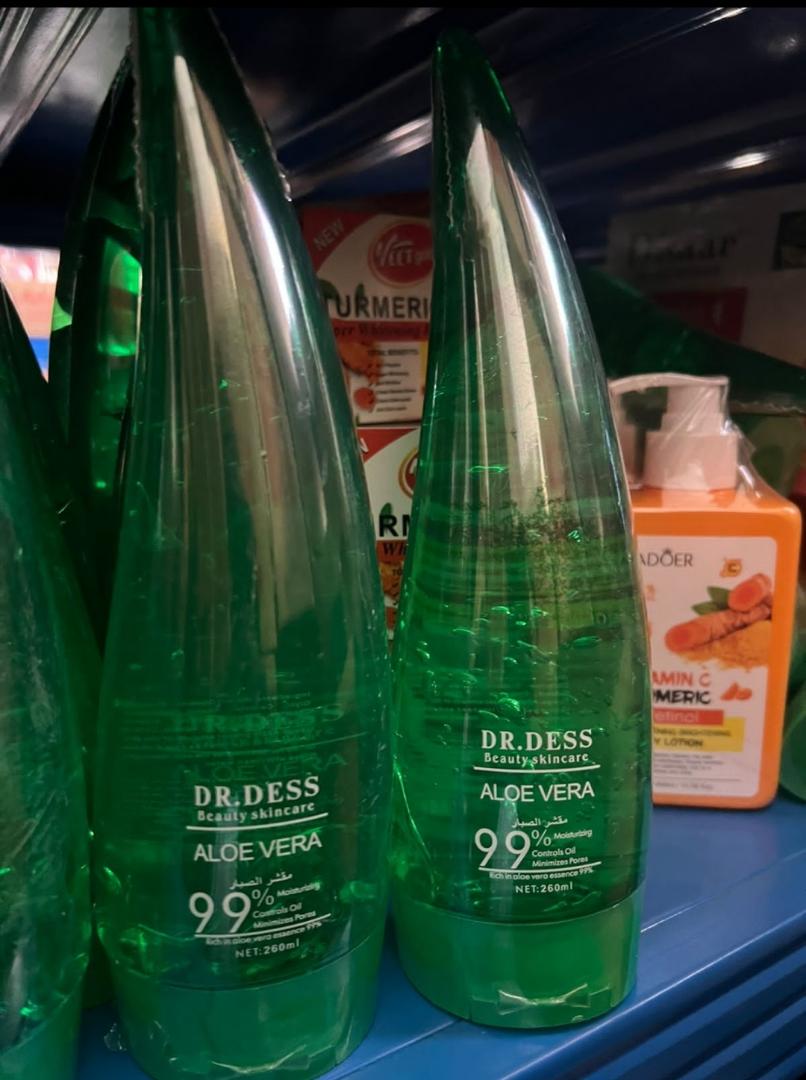 Dr.Dess Aloe Vera Soothing Gel Sunburn Repair Gel 99% Natural AloeVera Content Treat Sun Burns and Repairs Skin Faster Hydrating and Moisturizing Cream
