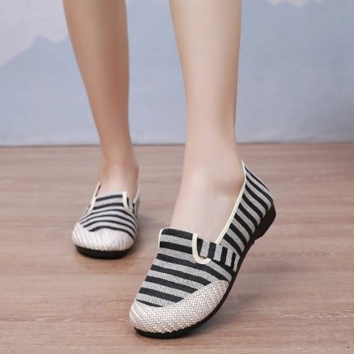 New ethnic style cloth shoes, spring and autumn casual one-foot slip-on comfortable shoes, non-slip shoes, beanie women's cloth shoes