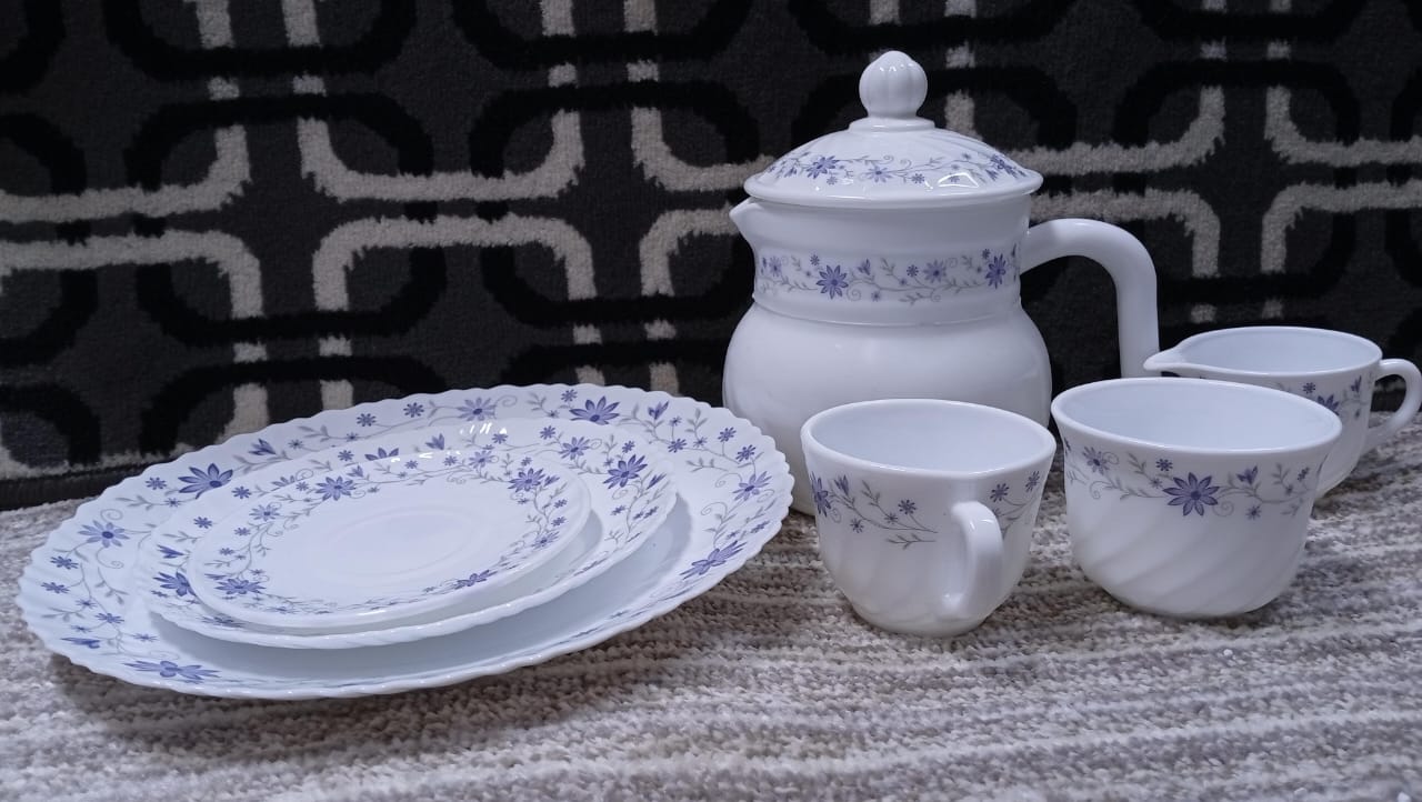 24 PCS WHITE CERAMIC TEA SET - Dinner plate, Dessert plate, Coffee cup , Saucer, Coffee pot, Sugar pot , Milk pot .