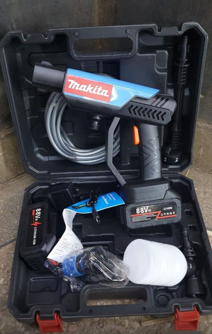 Makita Car Washing Machine Gun - Used in Car washing, Garden watering, Agricultural irrigation, and Daily cleaning.
