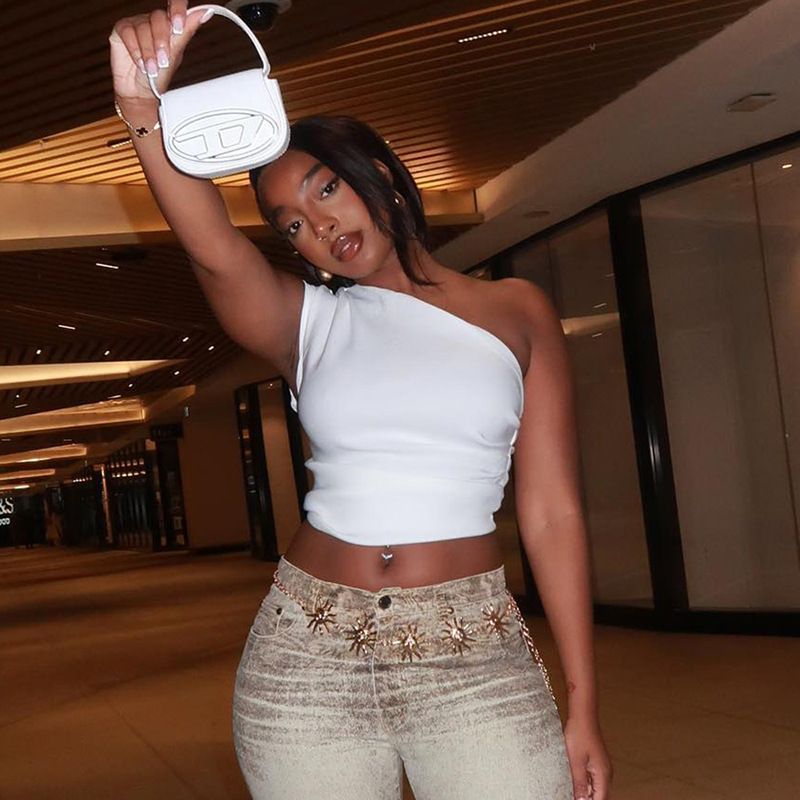 Simenual White Elegant Fashion Diagonal Collar Tights Tanks Tops Sexy One Shoulder Crop Top Women Cyber Slim Pleated Vest