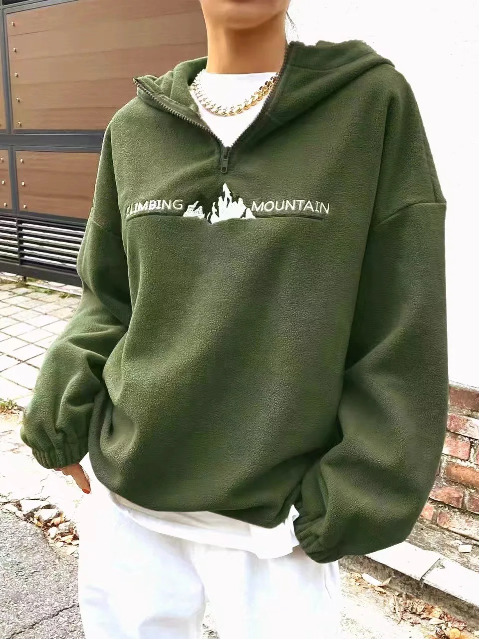Original Letter Embroidered Fleece Hooded Sweatshirt Autumn and Winter Woman Loose Warm Casual Y2K Half Zipper Design Sweatshirt