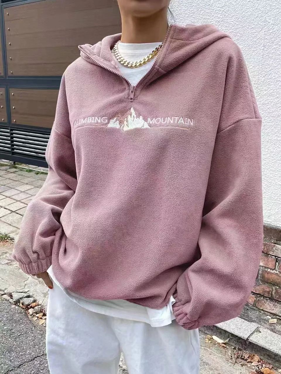 Original Letter Embroidered Fleece Hooded Sweatshirt Autumn and Winter Woman Loose Warm Casual Y2K Half Zipper Design Sweatshirt