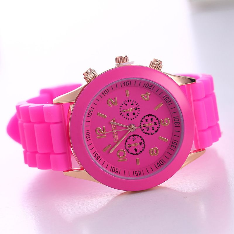 Women Watches New Fashion Luxury Brand Women Watch Silicone Strap Quartz Wrist Watch for Female
