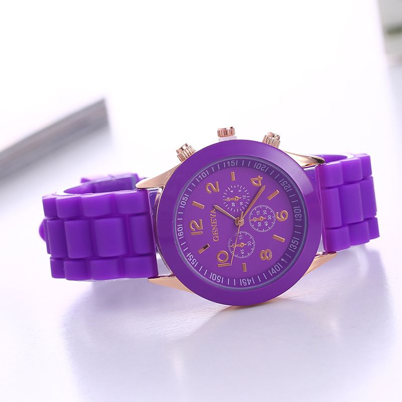 Women Watches New Fashion Luxury Brand Women Watch Silicone Strap Quartz Wrist Watch for Female