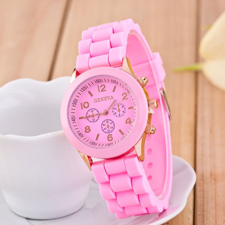 Women Watches New Fashion Luxury Brand Women Watch Silicone Strap Quartz Wrist Watch for Female