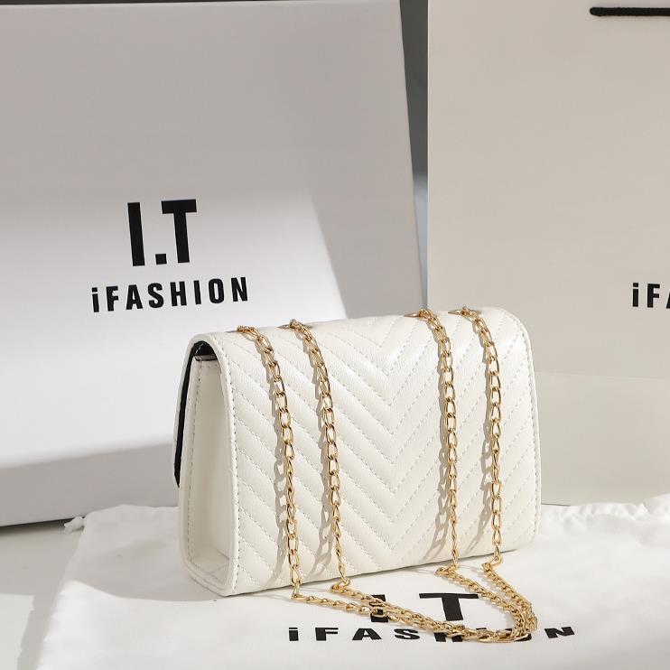 Embroidery Women Crossbody Bag Thread Luxury Handbag Shoulder Bags Brand Sequined Tassel Clutch Small Purse Party