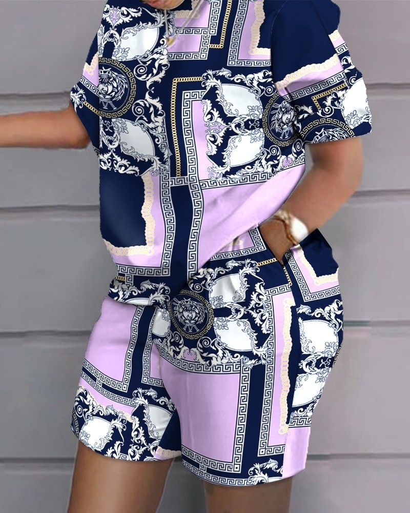 Women Print Two Piece Shorts Sets Round Neck Short Sleeve T Shirts Pockets Elastic Waist Trousers Tops Suits Summer