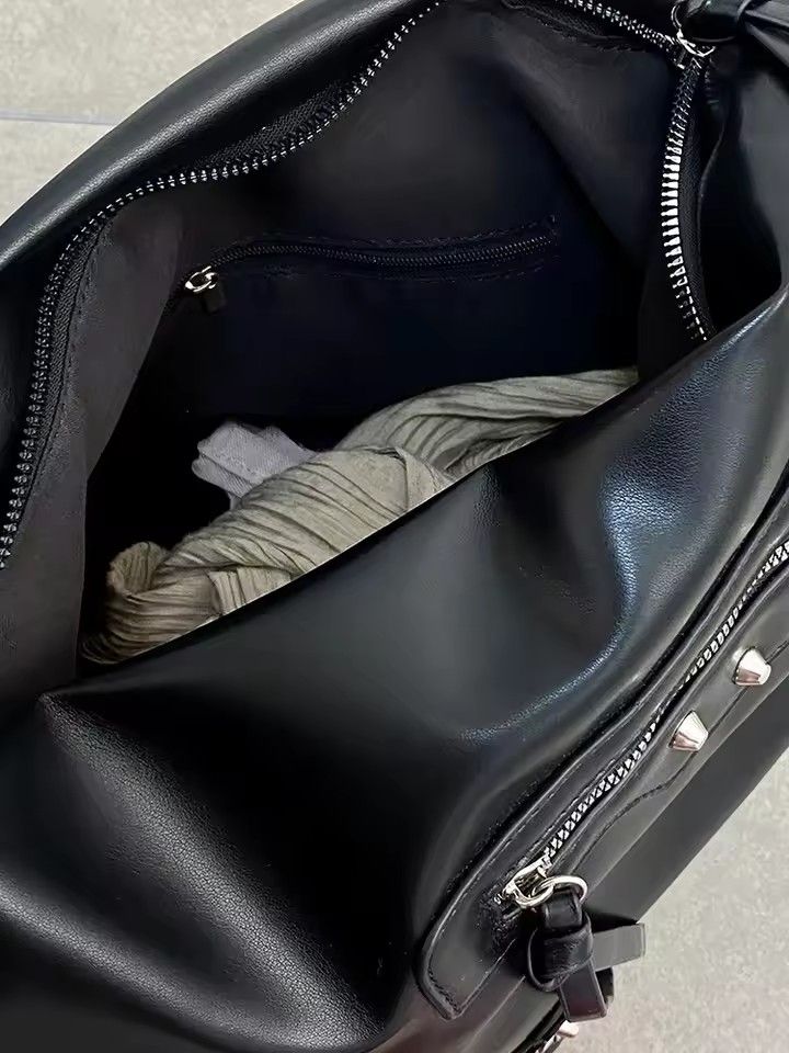 Cool Punk Women's Tote Shoulder Bag Retro Locomotive Female Crossbody Bags Large Capacity Ladies Travel Commute Handbags
