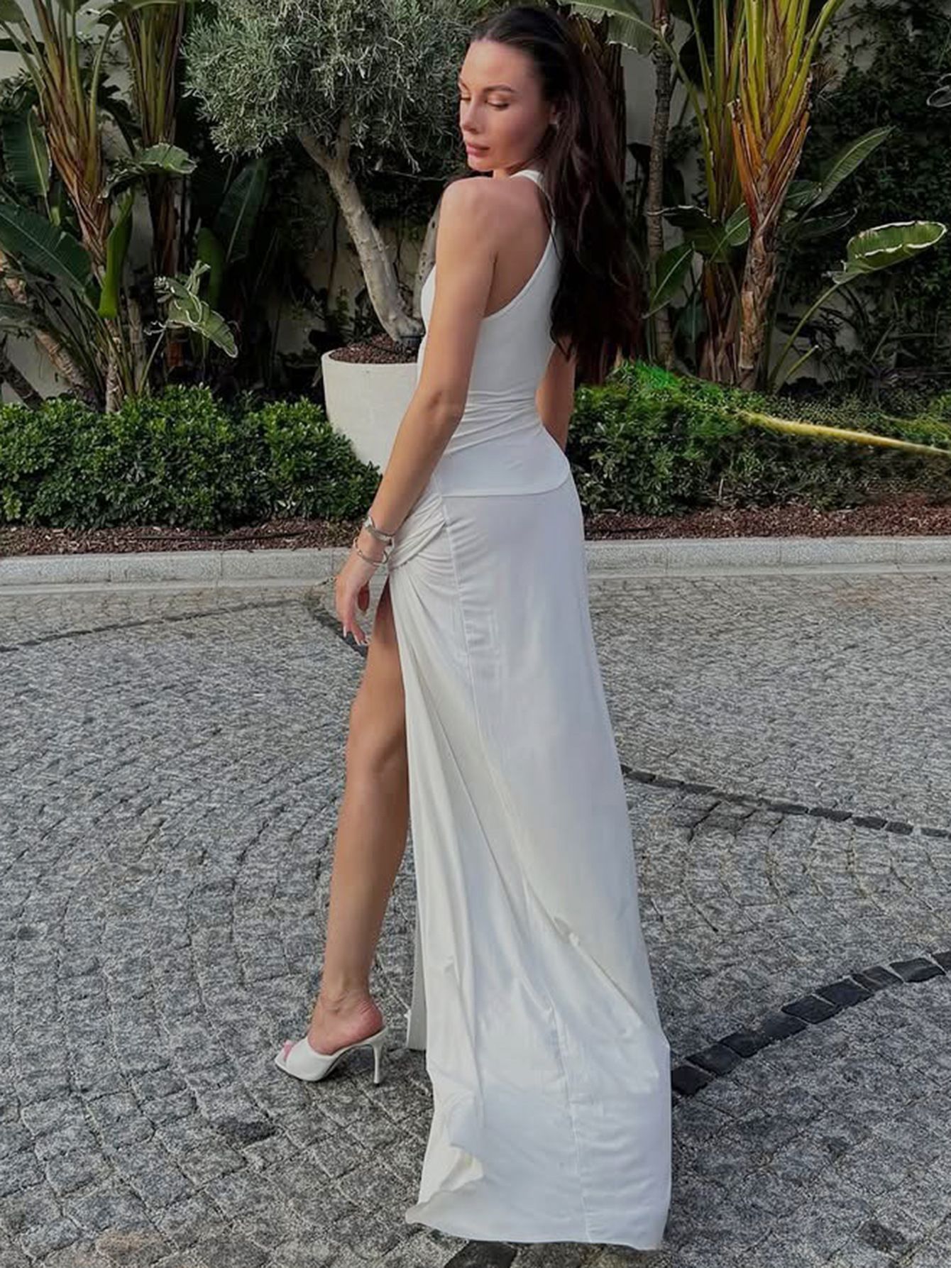 Summer Fashion Sexy O-Neck Sleeveless Ruched Side Slit Long Dress Women'S Solid Elegant Evening Party Club Prom Clothes