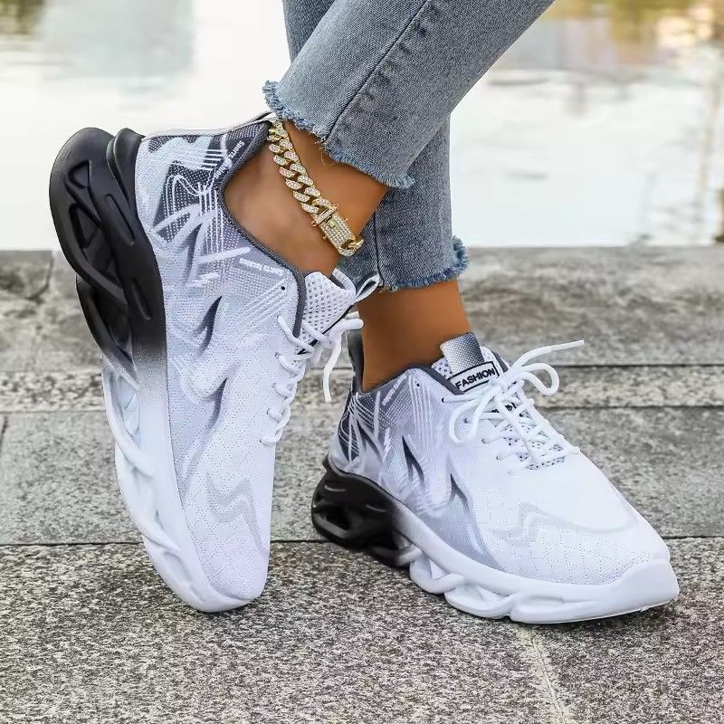 Women Casual Sports Shoes Breathable Lightweight Sneakers Anti-slip Flats Outdoor Running Walking Shoes Female Vulcanized Shoes