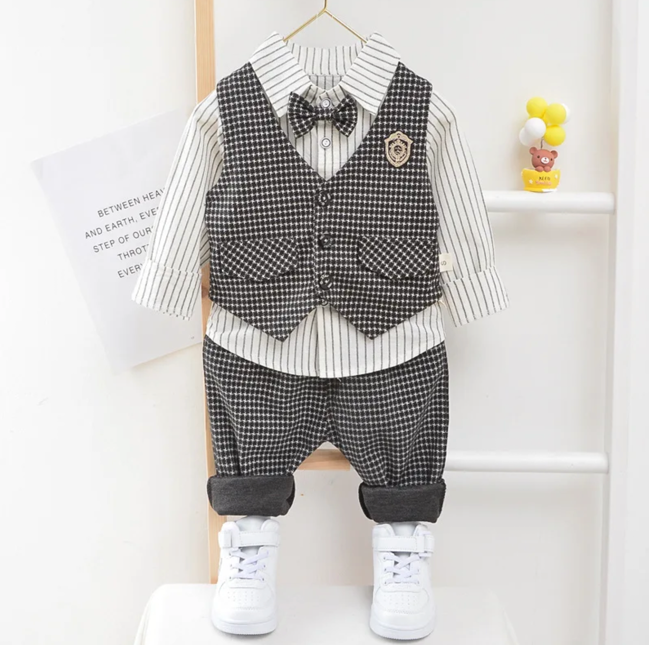 2025 Children Kids Gentleman Clothing Suit Birthday Wedding Party Elegant Set Baby Boy Casual Wear Striped Shirt Vest Pants Costume
