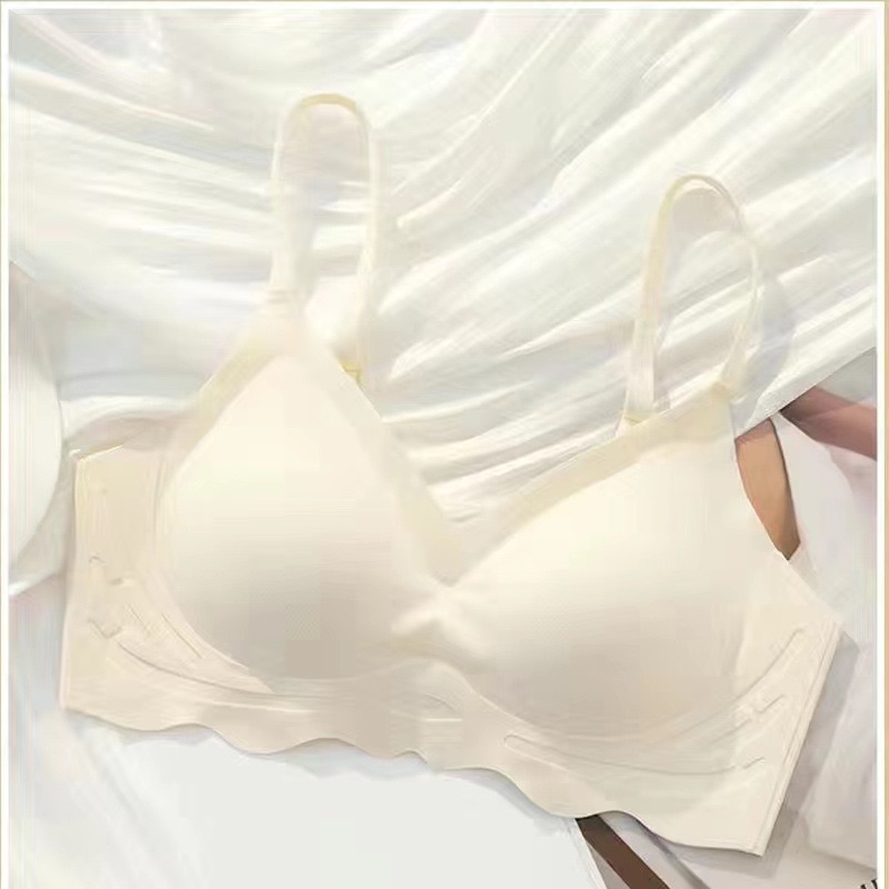 Lightweight Breathable Seamless Bra for Women Push-Up & Side-Support Smooth Back Design Wire-Free Sports & Sleep Bra