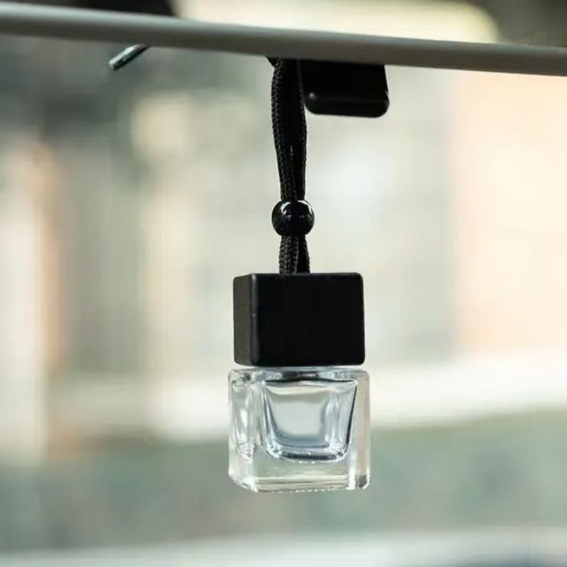 8ml Car Perfume Bottle Essence Oil Perfume Bottle Pendant Dyeing Square Cap Black Cap Empty Glass Bottle  Perfume  Essential Oil Diffuser  Decoration Aromatherapy
