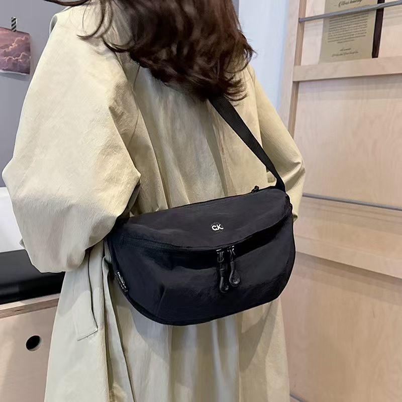 High Quality Ultra-light Waterproof Nylon Single Shoulder Cloth Bag ,Crossbody Bags Chest Bags Simple Fashion Lightweight Practical Hiking Traveling Casual Sport Commuter Daily Suitable For All People