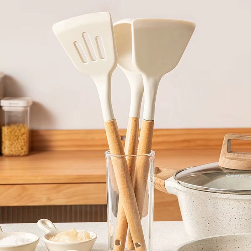 Solid Wood Handle Silicone Kitchen Utensils Food Grade High Temperature Resistant Spatula Non-stick Pans Special Spatula  Frying Spatula Soup Spoon Three-piece Set Combination Gift Kitchenware Set