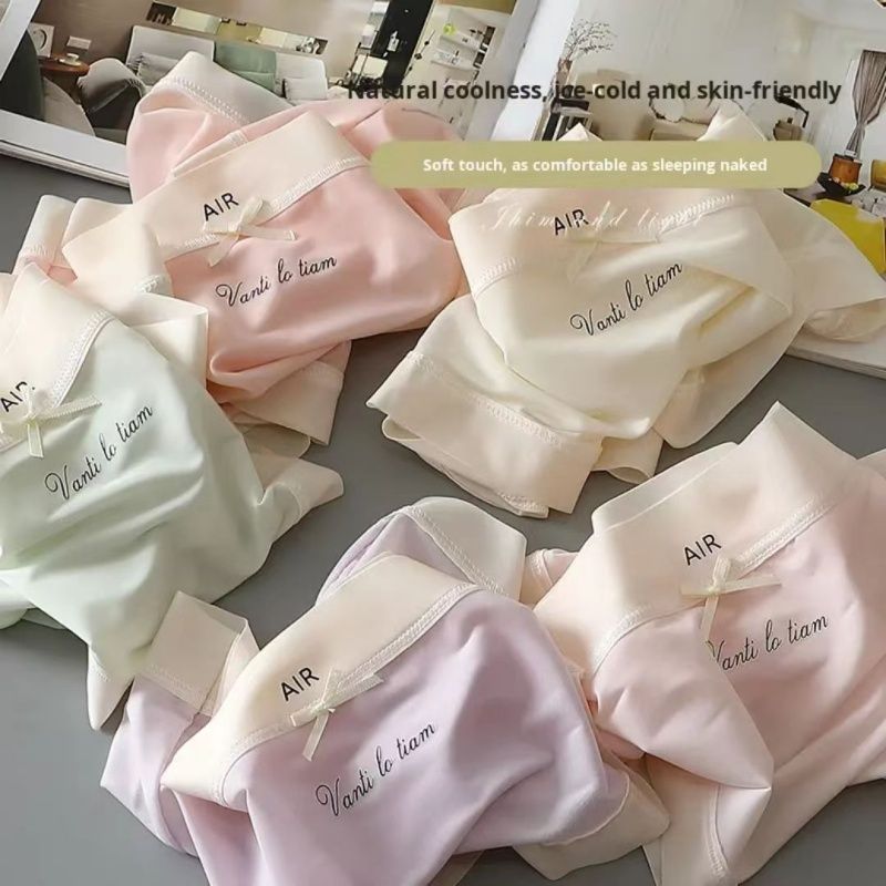 Mid-high Waist Ice Silk Cool Feeling Ultra-thin Seamless Underwear For Women,Breathable And Comfortable Girls' Triangle Underwear,Romantic Ice Silk,Full Of Enchantment,Summer Madam Exclusive Underwear