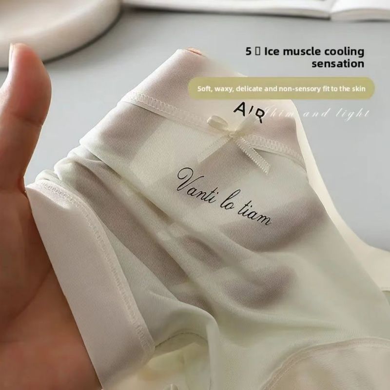 Mid-high Waist Ice Silk Cool Feeling Ultra-thin Seamless Underwear For Women,Breathable And Comfortable Girls' Triangle Underwear,Romantic Ice Silk,Full Of Enchantment,Summer Madam Exclusive Underwear