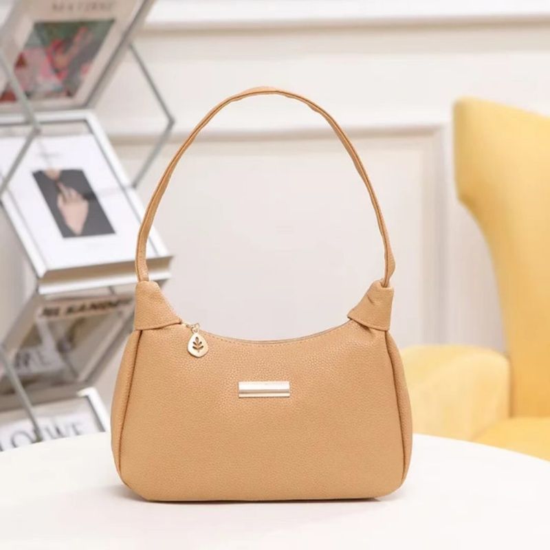 New Trendy Shoulder Bag， Fresh And Sweet Lychee Pattern Underarm Bag ，Casual Commuter Handbag， Trendy Versatile Minority Design
