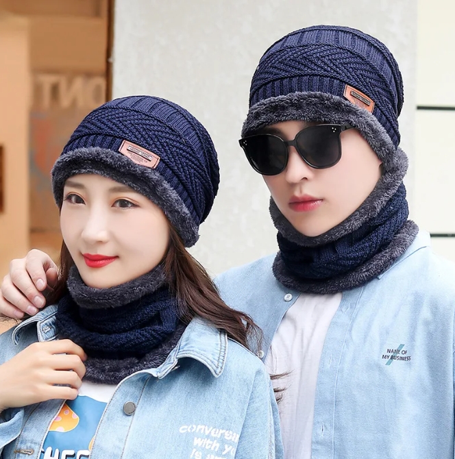 Men's and women's universal hat and neck two-piece set, winter plush insulation, men's ear protection, knitted hat, windproof sweater hat