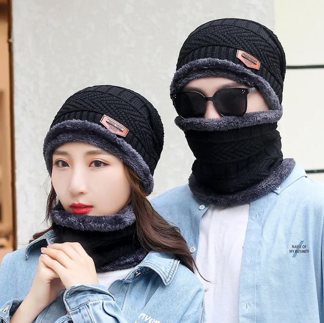 Men's and women's universal hat and neck two-piece set, winter plush insulation, men's ear protection, knitted hat, windproof sweater hat