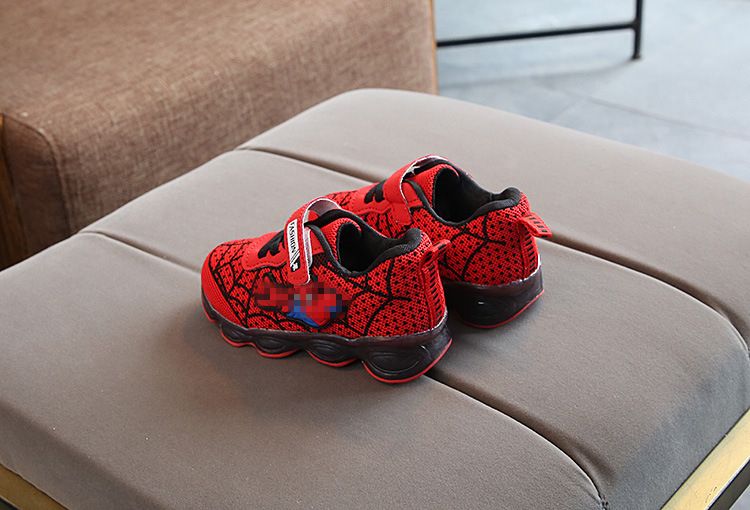 Children's shoes boys and girls sports shoes mesh single shoes LED light-emitting shoes 1-9 years old children's shoes