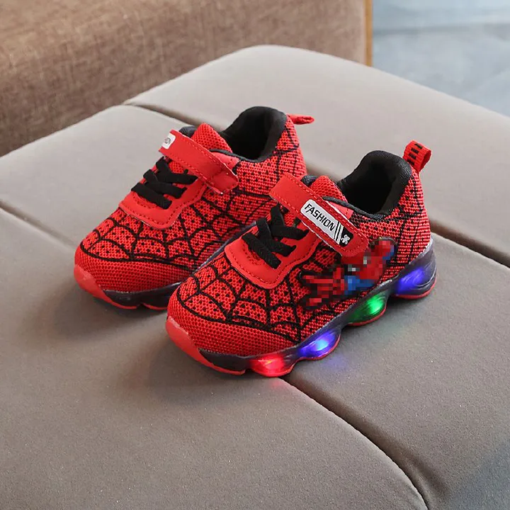 Children's shoes boys and girls sports shoes mesh single shoes LED light-emitting shoes 1-9 years old children's shoes