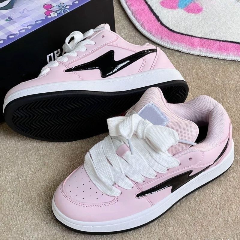 Original Yellow Lightning Bread Shoes for Women in S Trendy Versatile Splicing Low Top Skateboarding Shoes Retro Thick Bottom Casual Women's Shoes Sports Shoes