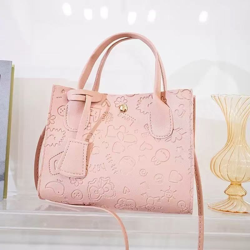 Women Shoulder Bag Messenger Bag Girl Casual Handbag Ladies Bags Women Bag Crossbody Bag Small Square Bag Ladies Slingbag Fast delivery within 1-5 days