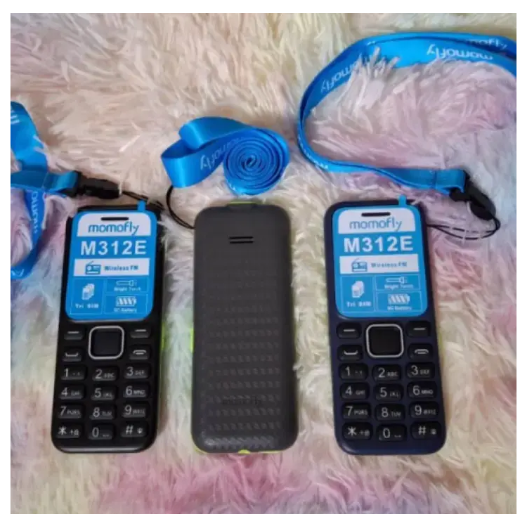 [ BLACK FRIDAY OFFER! ] Momofly M312E  32 MB RAM featured phone Triple SIM Regular 5C Battery, 1.77" display with M 312 E BT connectivity featured phones