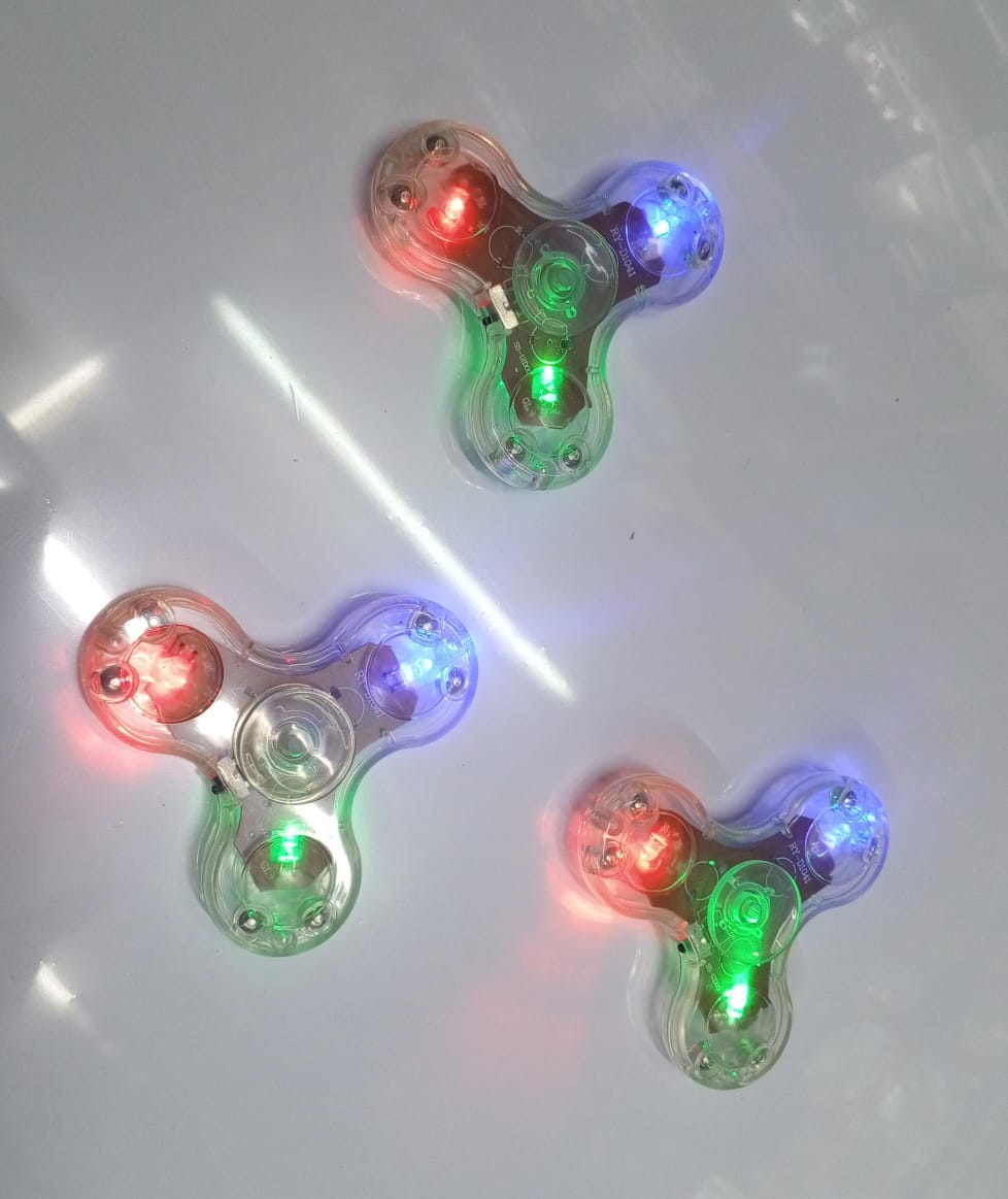 3 pcs quality Fidget spinners with lights