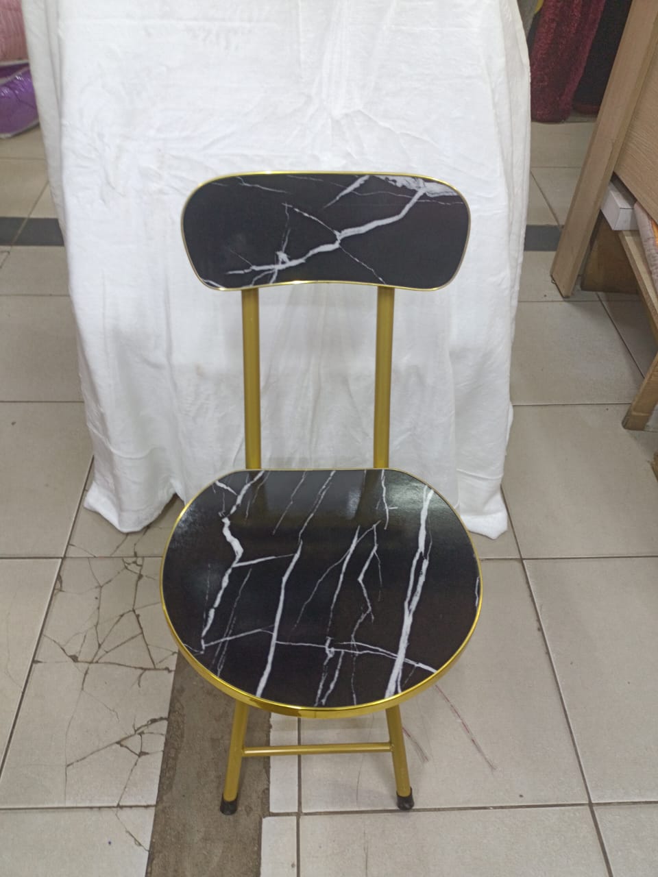 [HOT SALES!!!] size(- 60cm wide &70cm height) 1 pc classy kitchen  Portable coffee chairs