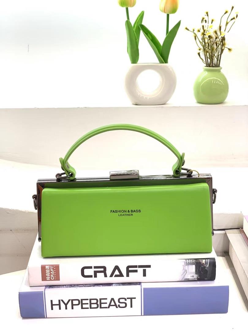 [ 🔥💰 BEST OFFER 💰🤩🤩✨JUST FOR YOU !!! ] 1 Pc  Brand New Ladies Handbag That provides the perfect way to carry your necessities while adding a touch of refinement to your overall look✔👌