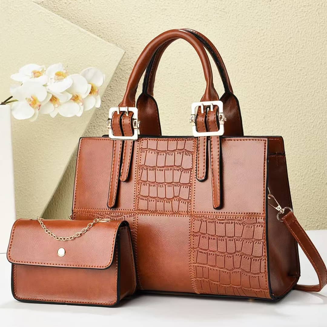 [ ❤EMBRACE THE LATEST TREND 🤩🤩✨ !!! ] 2 IN 1Brand New High Quality Stylish and Luxurious Comfortable Ladies Handbag ..Designed With Durability and Functionality ✔👌