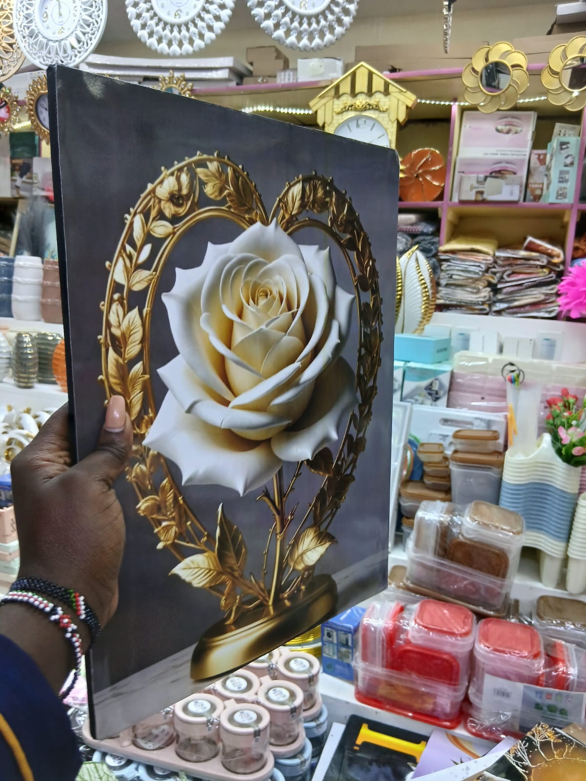 (EXPERIENCE LUXURY FOR LESS❤) Single Brand New Stylish and Luxurious Fancy Portraits Exclusive and Enticing. Designed With Durability and Functionality