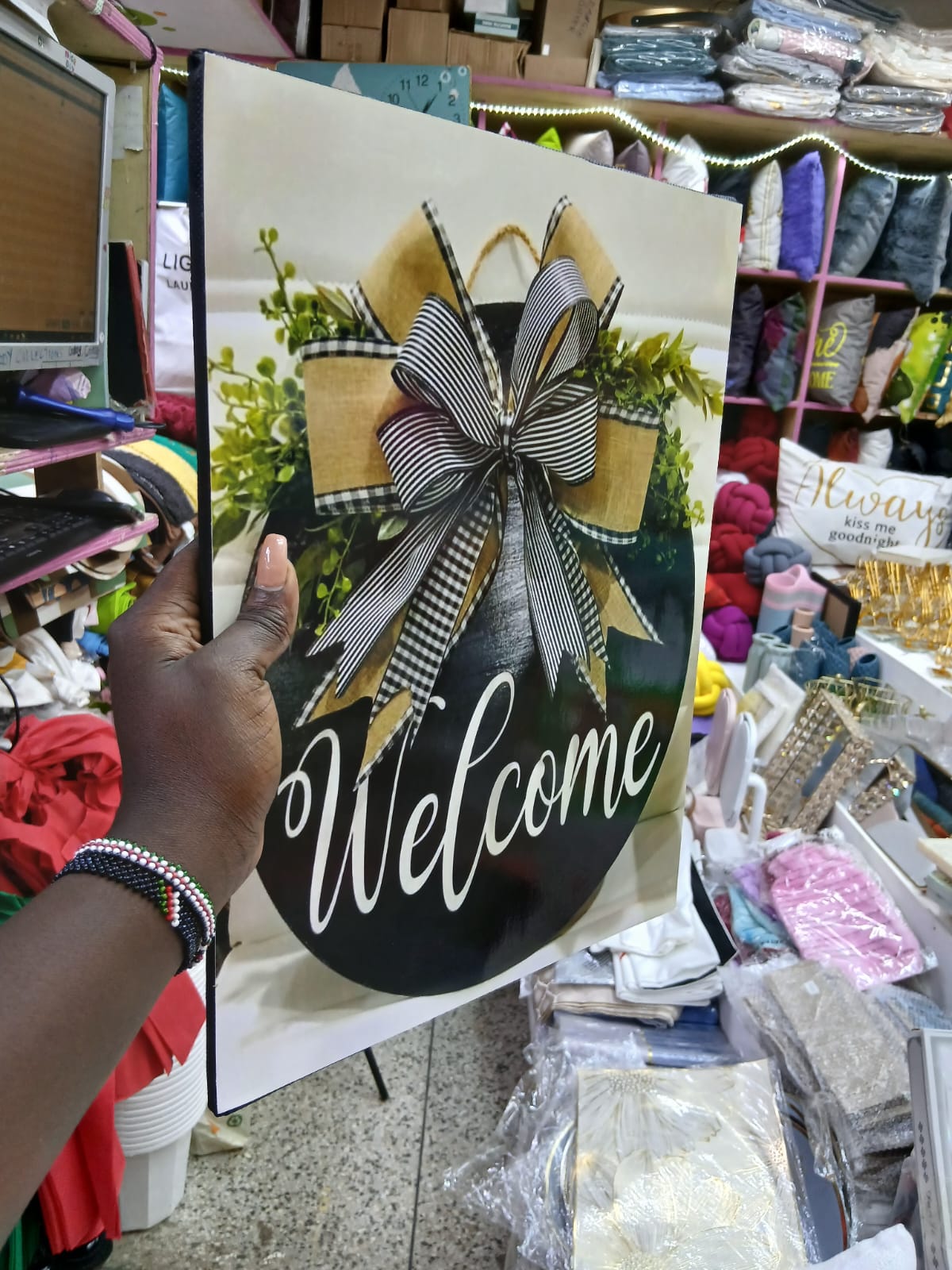 [🔥NEW SPECIAL LIMITED OFFER🔥 🥑🌽ONLY AT KILIMALL !!! ]  1Pc Brand New Stylish and Luxurious Fancy Portraits Exclusive and Enticing. Designed With Durability and Functionality