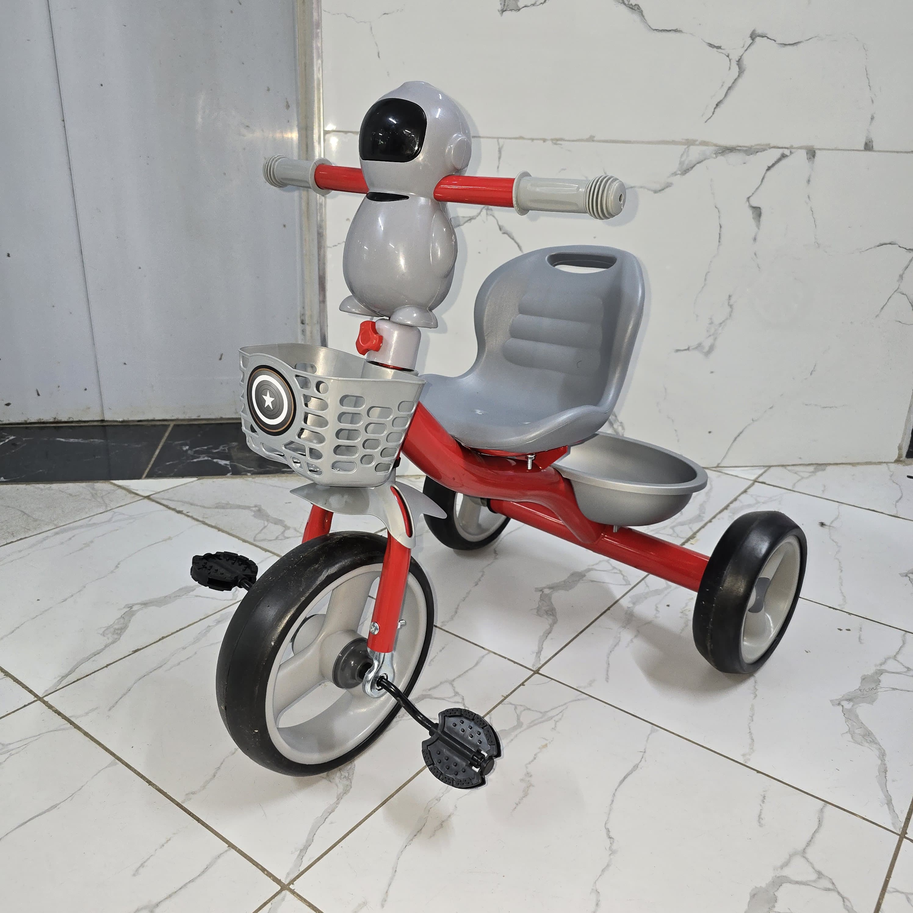 [ SHOP SMART AND SAVE BIG AT AN AMAZING OFFER PRICE 🤩🤩✨ !!! 1Pc Brand New High Quality Stylish Kids Tricyle with Lights & Melodies  at Affordable Price ( 1 -4yrs)