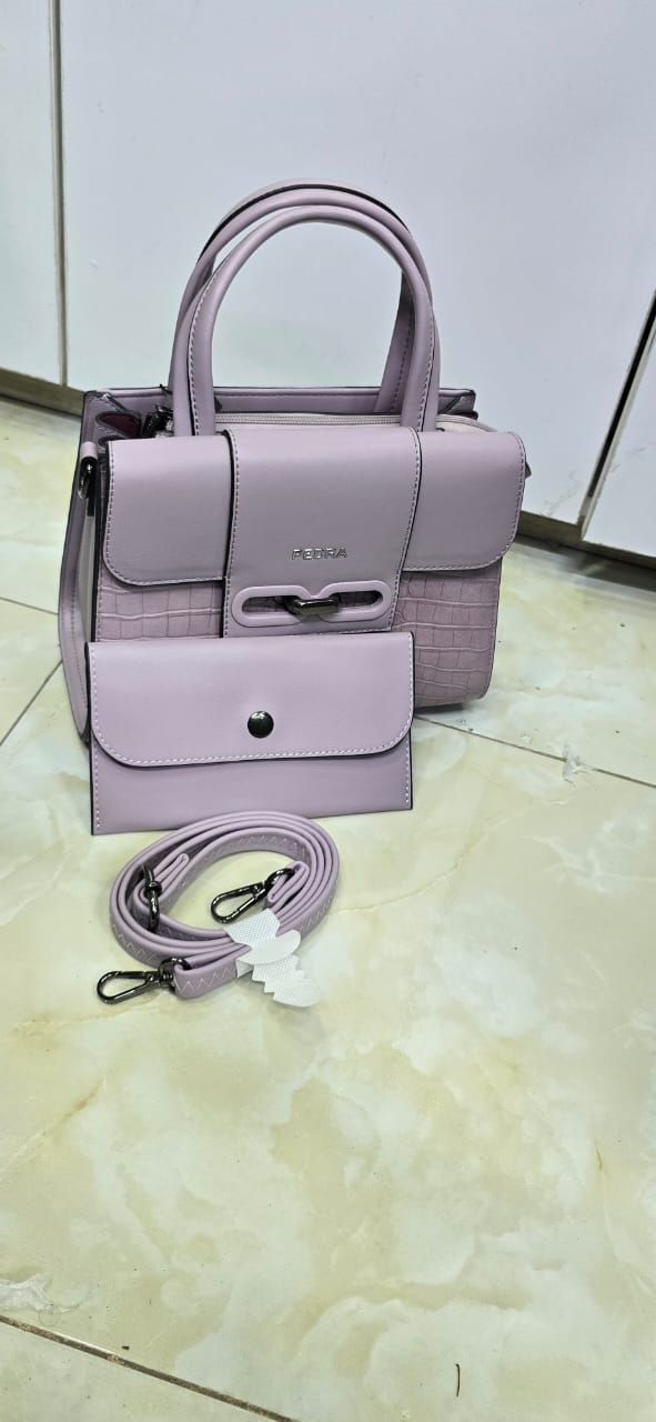[ SHOP SMART AND SAVE BIG AT  A 🟡 REGULAR OFFER 🟡🤩🤩✨ !!! 2 IN 1 Brand New High Quality Stylish and Luxurious Comfortable Ladies Handbag ..Designed With Durability and Functionality ✔👌