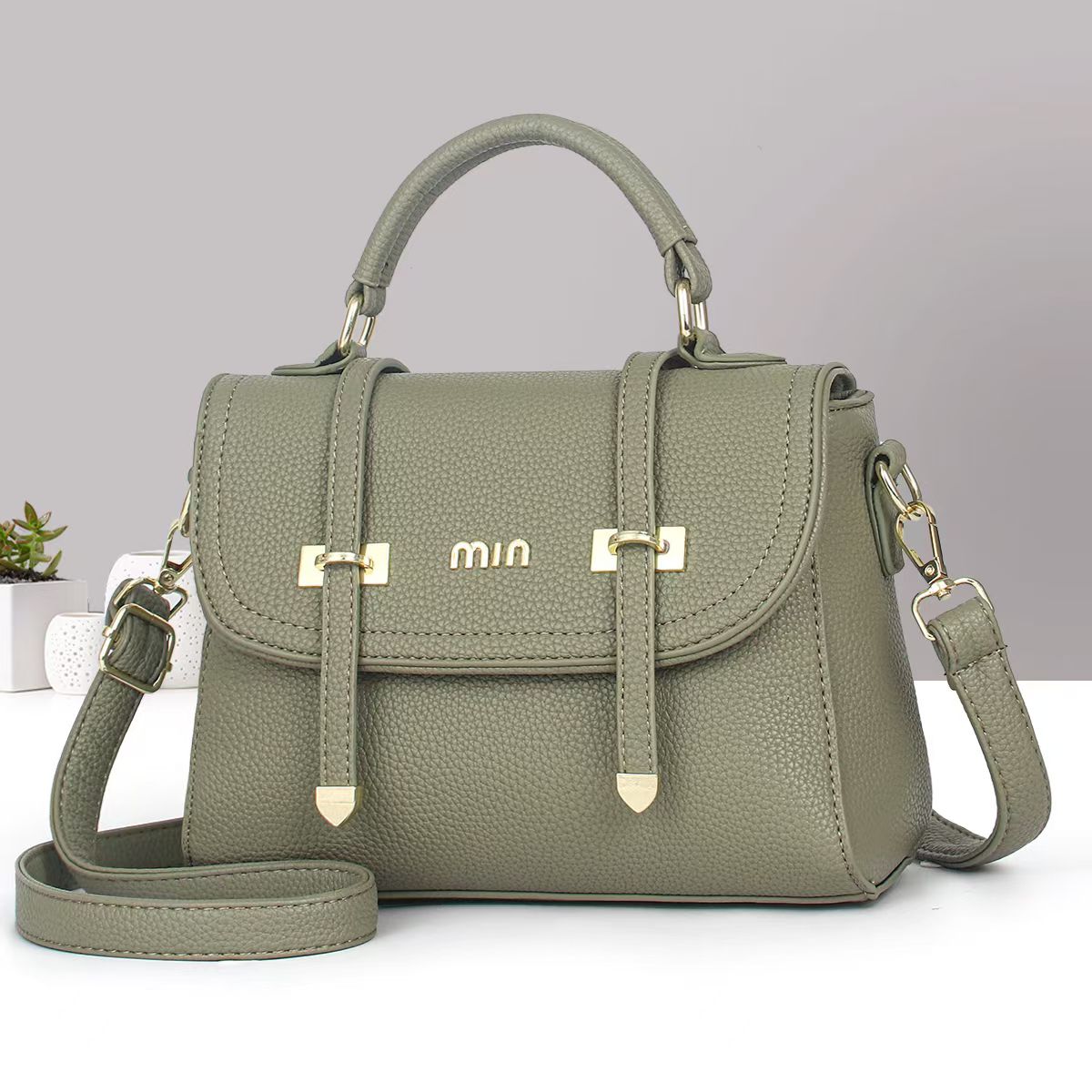[🔥SPECIAL LIMITED OFFER🔥 🥑🌽ONLY AT KILIMALL !!! ] 1Pc Brand New High Quality Stylish and Luxurious Comfortable Ladies Handbag ..Designed With Durability and Functionality ✔👌