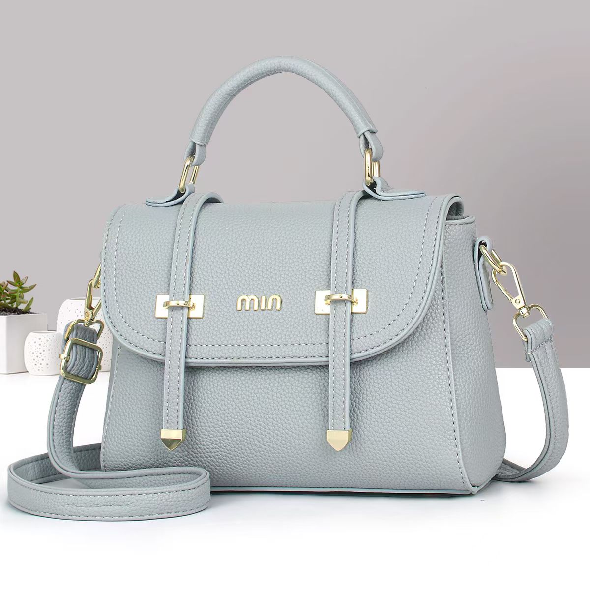 [🔥SPECIAL LIMITED OFFER🔥 🥑🌽ONLY AT KILIMALL !!! ] 1Pc Brand New High Quality Stylish and Luxurious Comfortable Ladies Handbag ..Designed With Durability and Functionality ✔👌