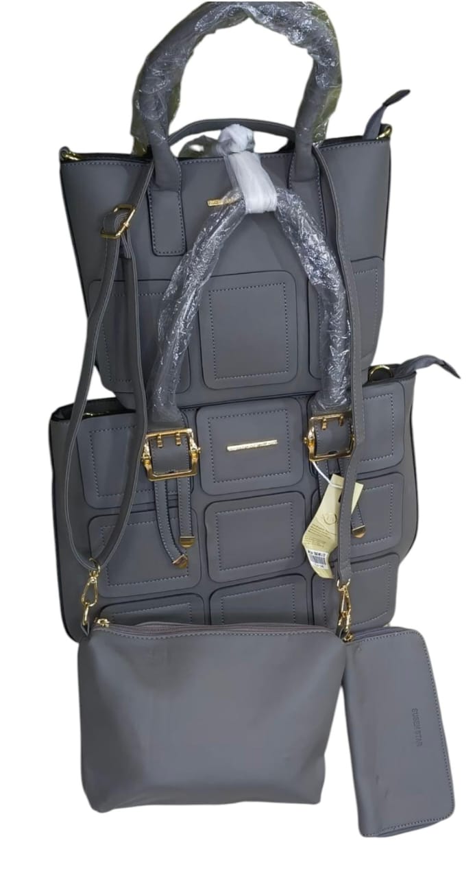 [ GRAB IT AT LOW PRICE+ 🎁 GIFT OFFER 🎁🤩🤩✨ !!! ] 4 IN 1 Brand New High Quality Stylish and Luxurious Comfortable Ladies Handbag ..Designed With Durability and Functionality ✔👌