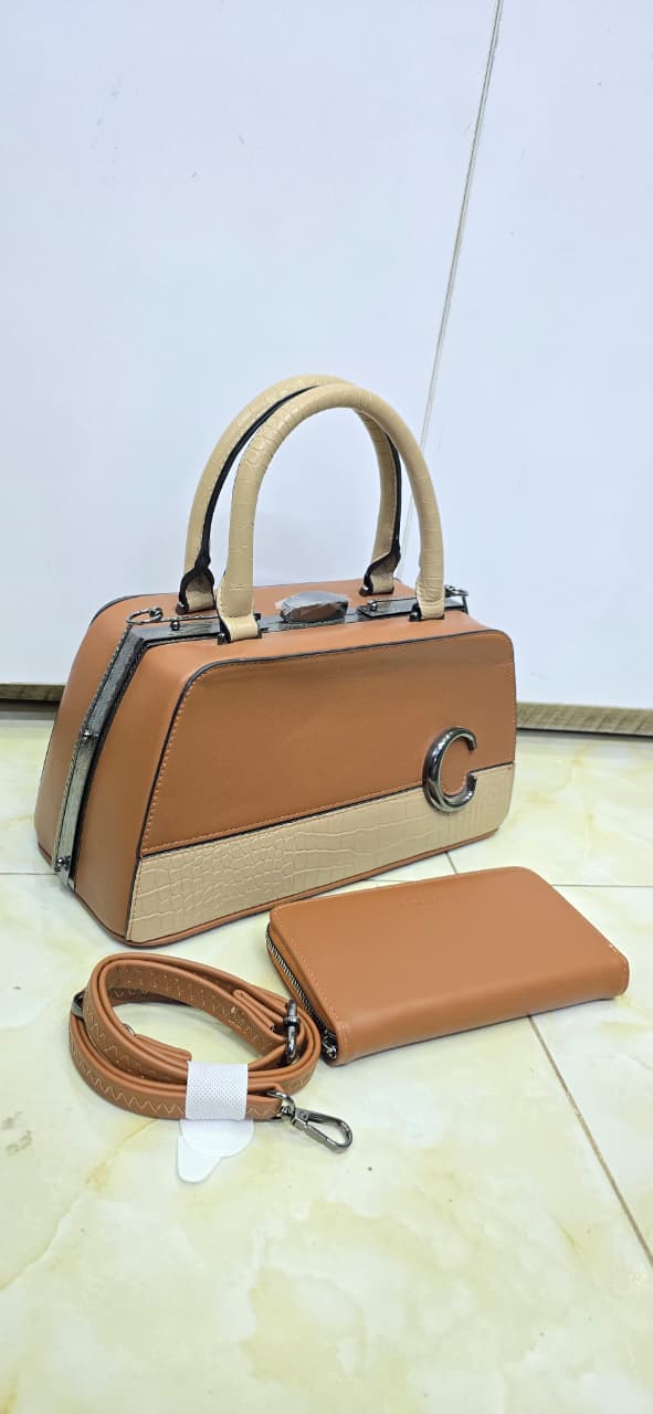 [ 🔥 TODAY OFFER 🔥 + ADDED OFFERS 🤩🤩✨ !!! ] 2 IN 1 Brand New High Quality Stylish and Luxurious Comfortable Ladies Handbag ..Designed With Durability and Functionality ✔👌