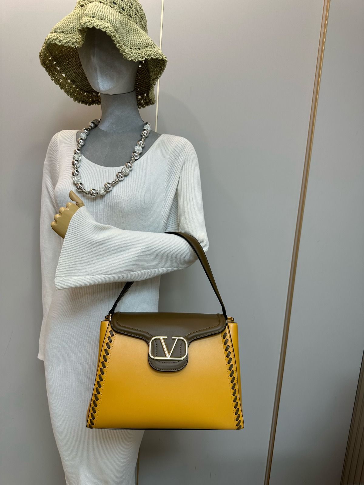 [🔥💎 EXCLUSIVE OFFER 💎🔥 🥑🌽ONLY AT KILIMALL !!! ]  2 IN 1 Brand New High Quality Stylish and Luxurious Comfortable Ladies Handbag ..Designed With Durability and Functionality ✔👌