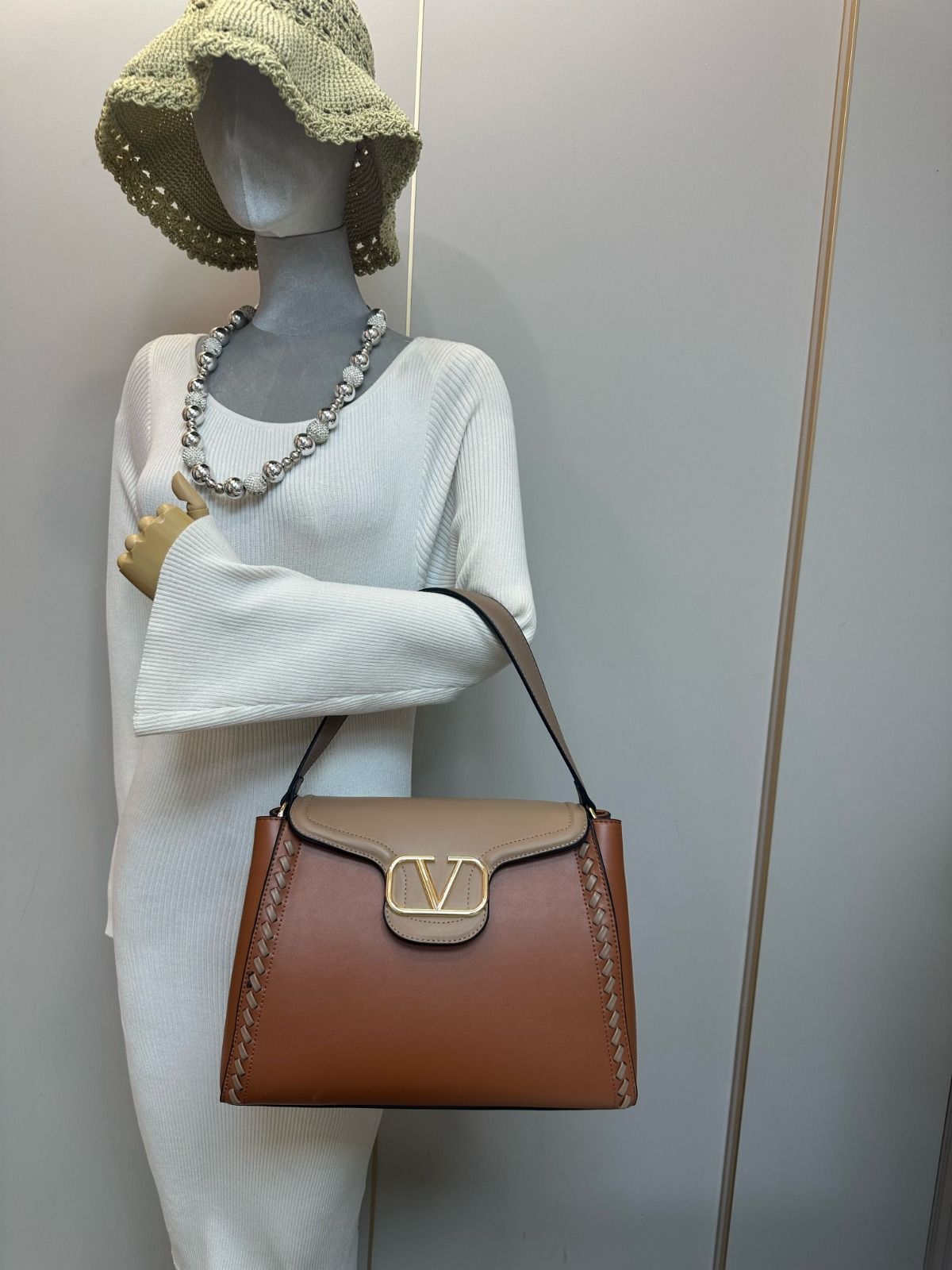 [🔥💎 EXCLUSIVE OFFER 💎🔥 🥑🌽ONLY AT KILIMALL !!! ]  2 IN 1 Brand New High Quality Stylish and Luxurious Comfortable Ladies Handbag ..Designed With Durability and Functionality ✔👌