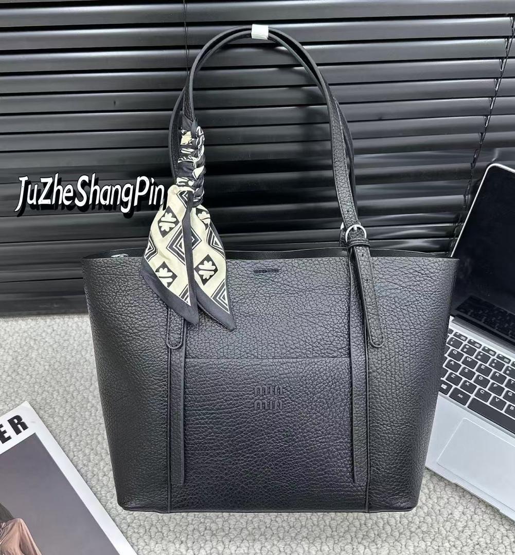 [🔥🔴 LAST CHANCE OFFER 🔴🔥 🥑🌽ONLY AT KILIMALL !!! ] 1Pc Brand New High Quality Stylish and Luxurious Comfortable Ladies Handbag ..Designed With Durability and Functionality ✔👌