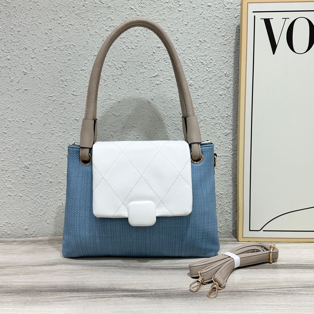 [🔥🎯 BEST VALUE OFFER 🎯🔥 🥑🌽ONLY AT KILIMALL !!! ] 1Pc Brand New High Quality Stylish and Luxurious Comfortable Ladies Handbag ..Designed With Durability and Functionality ✔👌