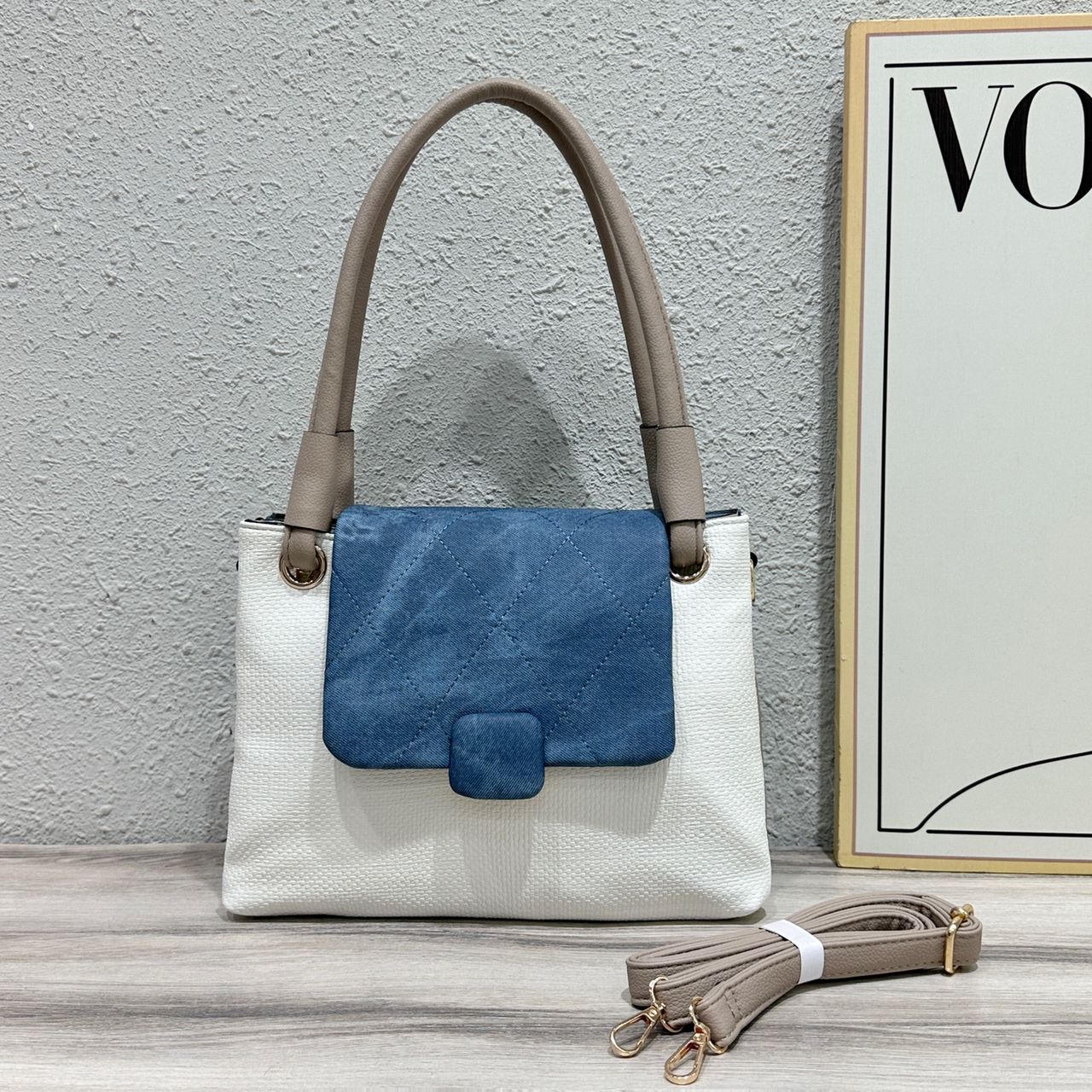 [🔥🎯 BEST VALUE OFFER 🎯🔥 🥑🌽ONLY AT KILIMALL !!! ] 1Pc Brand New High Quality Stylish and Luxurious Comfortable Ladies Handbag ..Designed With Durability and Functionality ✔👌